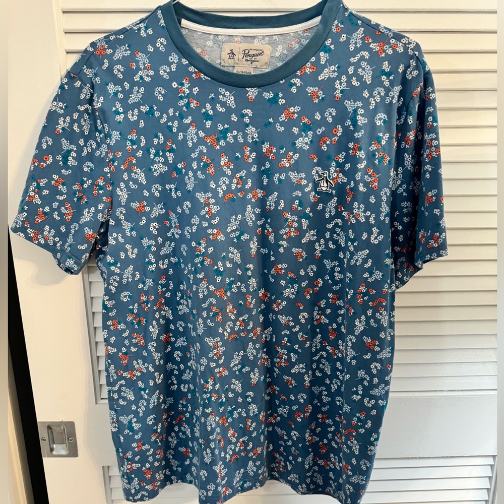 Original Penguin floral T shirt size XL